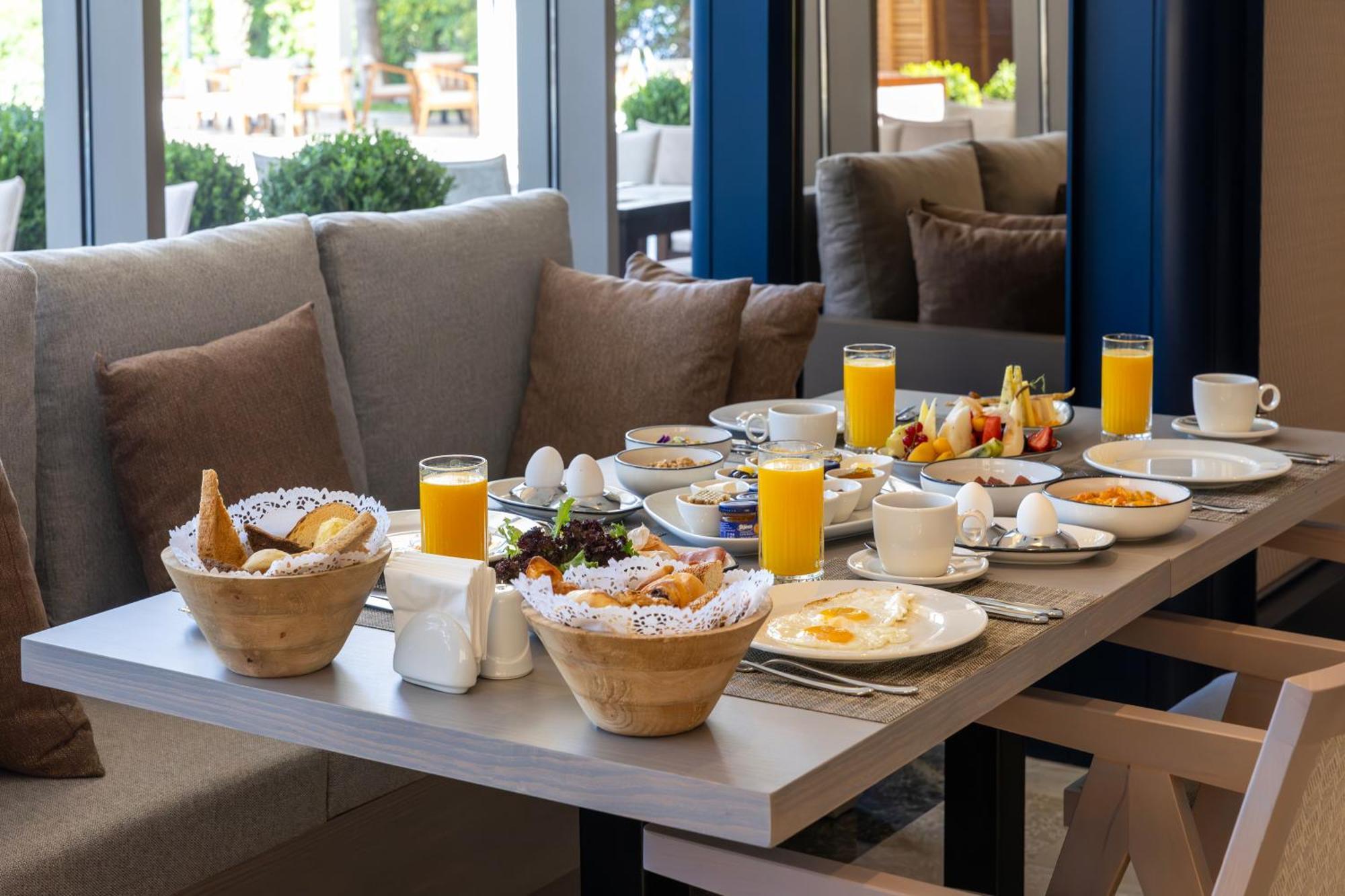 Delta Hotels By Marriott Antalya Lara - Adult Only Екстер'єр фото